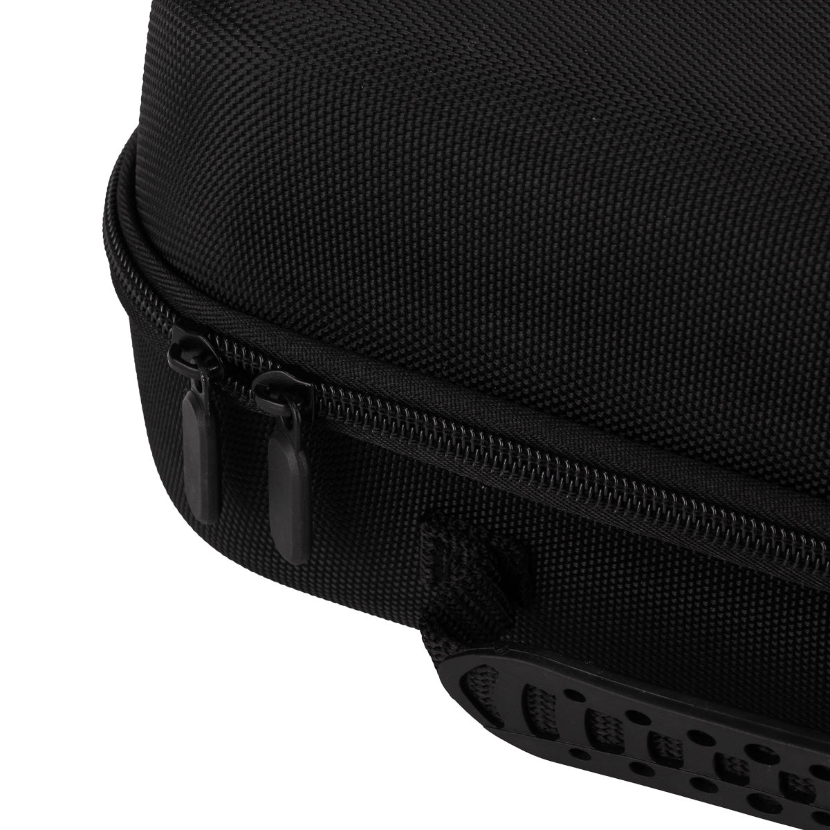 BVShop Hairdressing trunk T-08-1 with multiple compartments and sturdy handle, designed for professional salon storage.