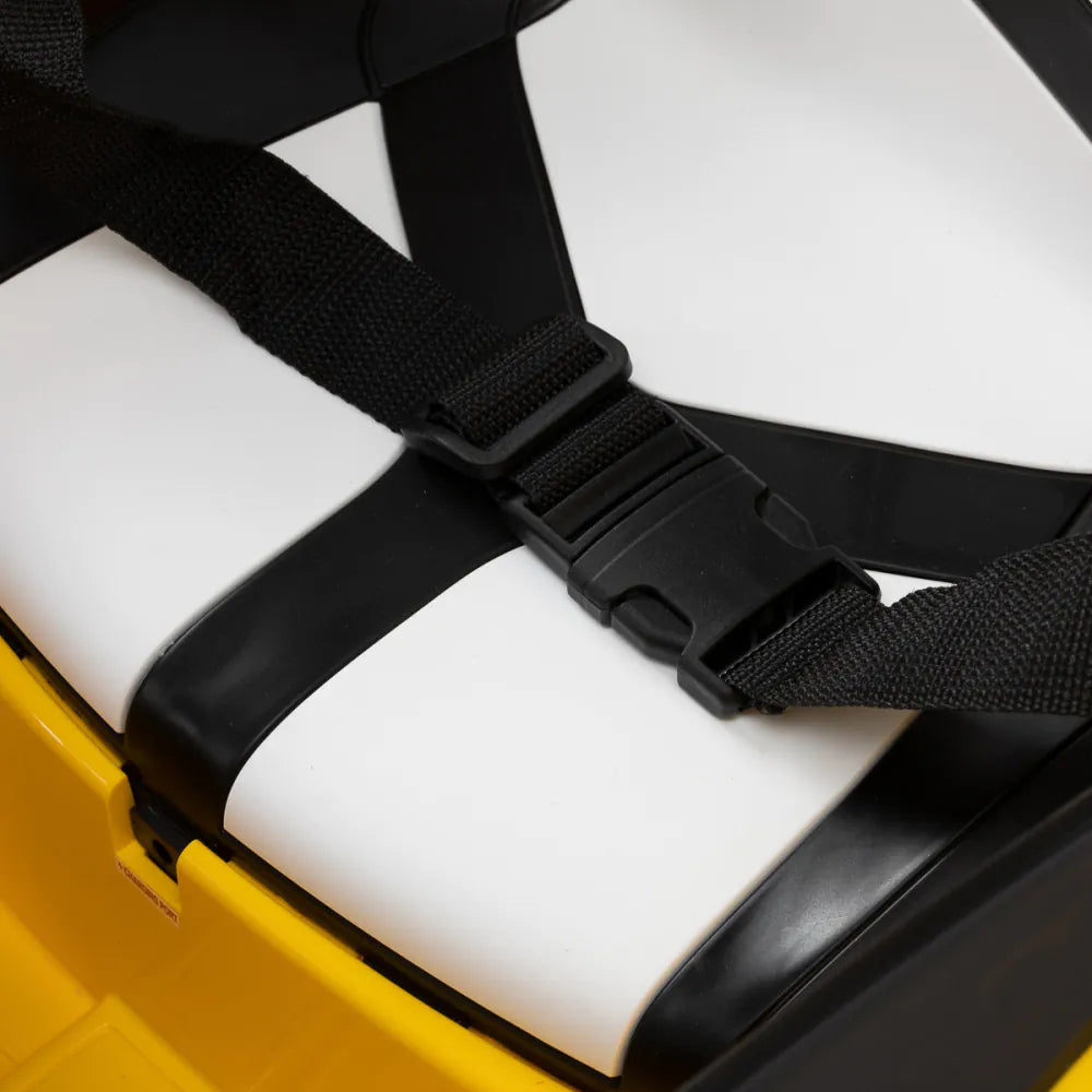 Car shaped children hairdressing chair for salon haircut services