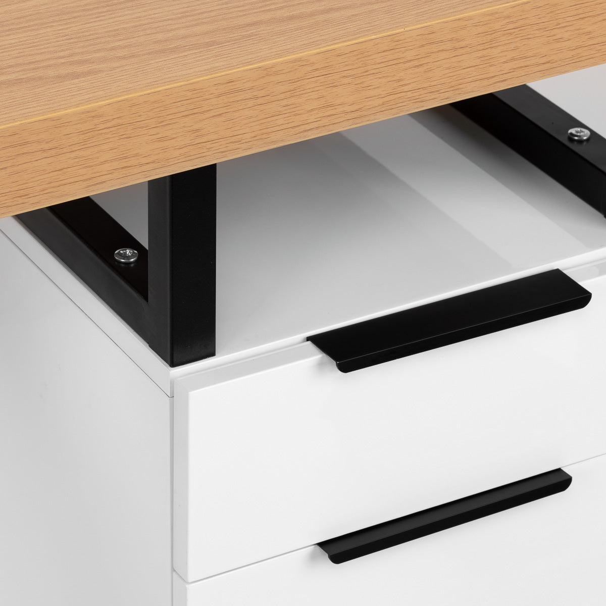 MOMO L02 manicure desk with built-in dust absorber, featuring a sleek workspace and modern design for nail salon use