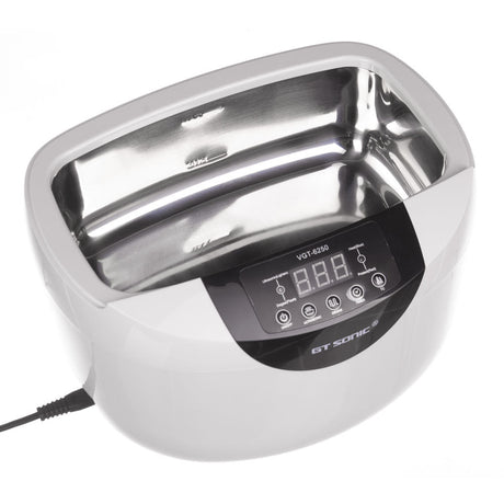 Professional ultrasonic cleaner by Beauty System, 2.5L VGT-6250, with stainless steel basin and digital control panel.